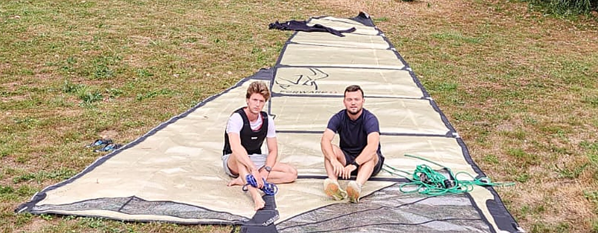 Les Deux Bananes: 6,000 km on a Hobie Cat 18 with Forward Sailing sails